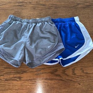 2 Nike Dri-FIT Run Division Tempo Shorts